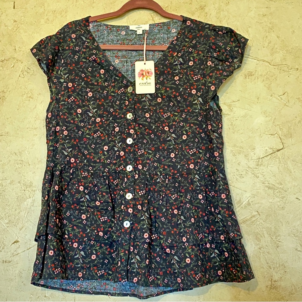 Floral peplum short sleeve blouse size L
